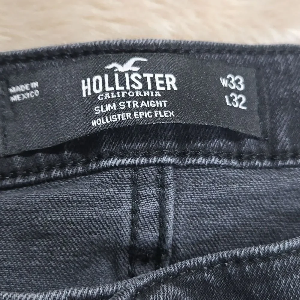 HOLLISTER BLACK WASH SLIM STRAIGHT DISTRESSED JEANS, SIZE 33X32